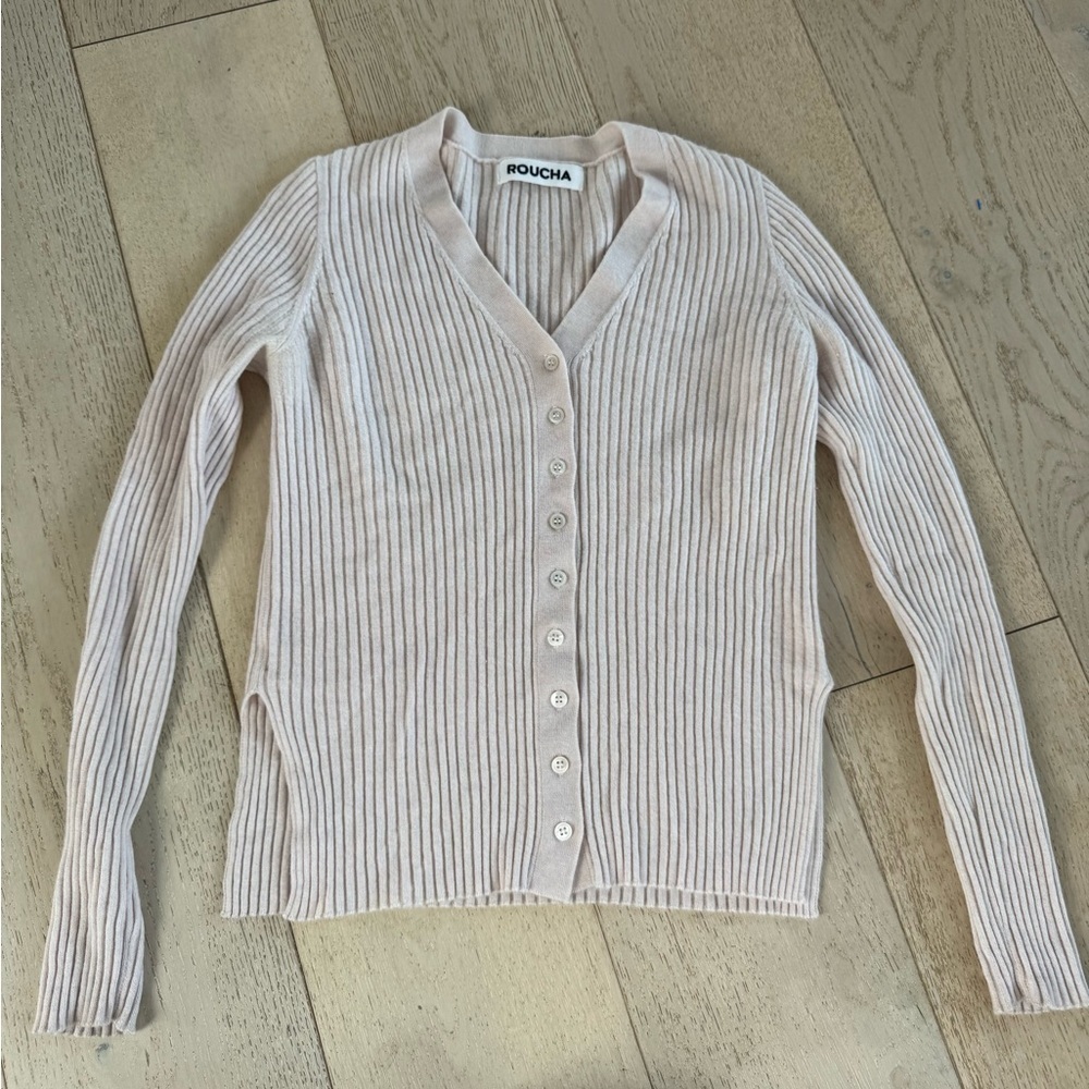ROUCHA Soft ribbed Cardigan size B ( medium)$290 cashmere wool?